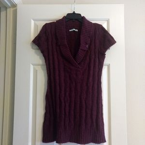 Burgandy Short Sleeve Sweater